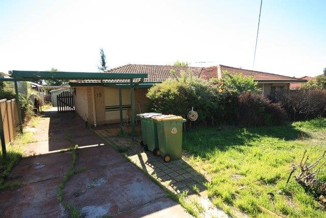 15 Farmfield Way, MORLEY WA 6062, Morley - Image 1