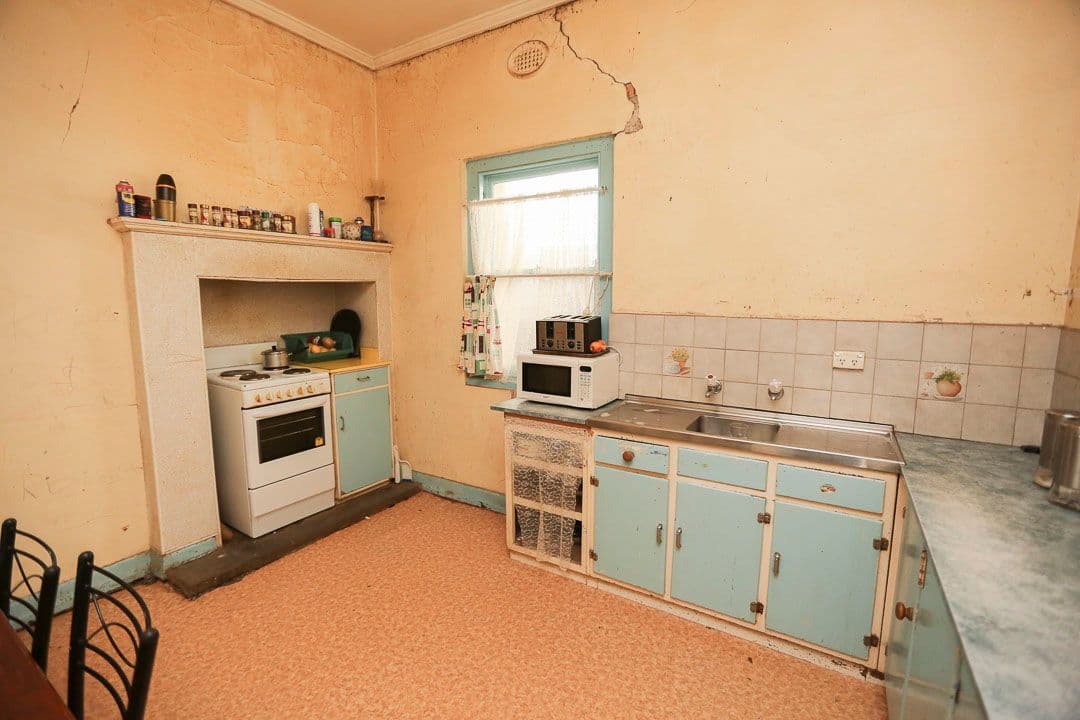 102 Magnolia Avenue, MILDURA VIC 3500, Mildura - Thumbnail 2