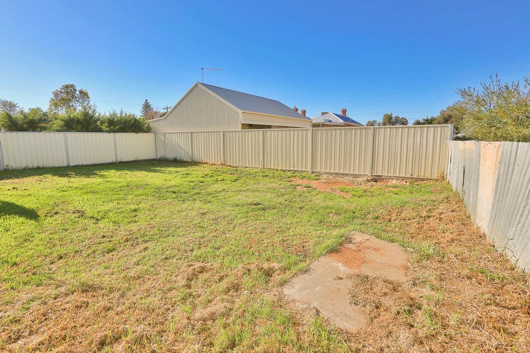 102 Magnolia Avenue, MILDURA VIC 3500, Mildura - Thumbnail 3