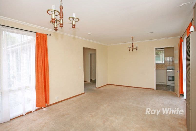 11 Fairbairn Road, CRANBOURNE VIC 3977, Cranbourne - Thumbnail 6