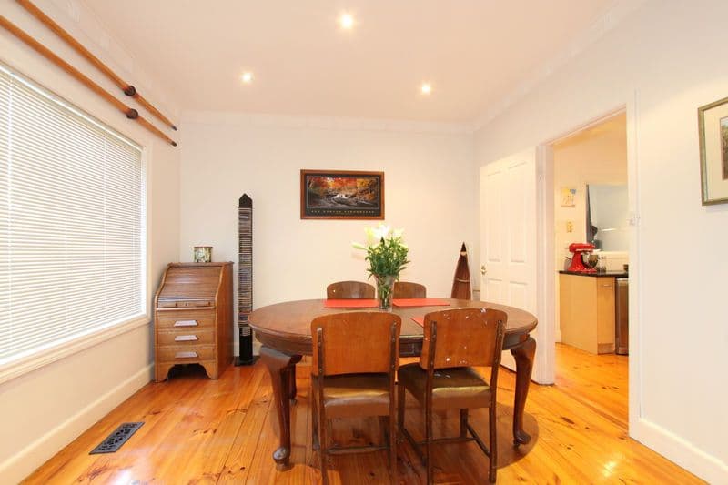13 Parer Street, OAKLEIGH VIC 3166, Oakleigh - Thumbnail 4