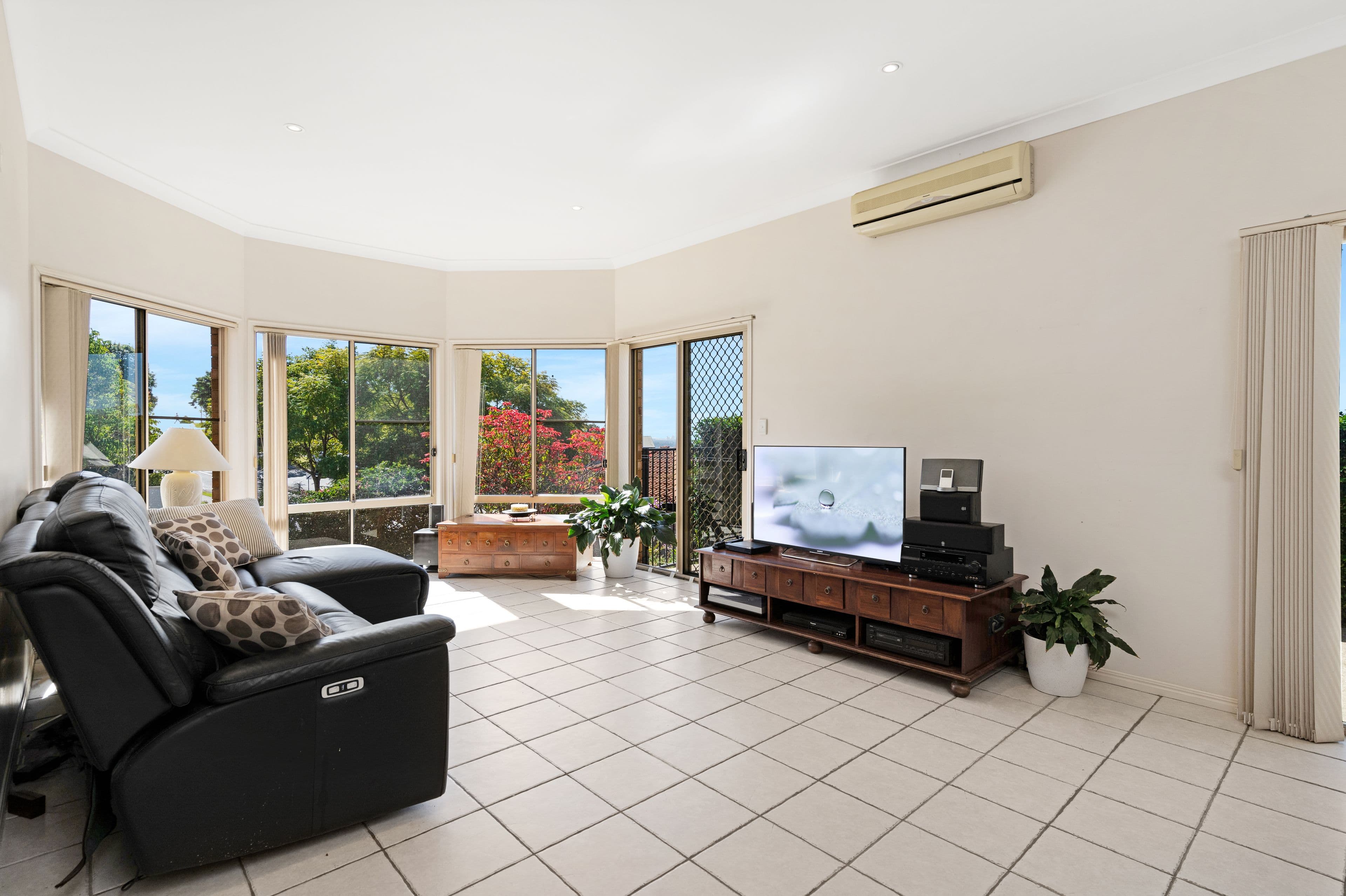 4 Marriott Way, Highland Park QLD 4211, Highland Park - Thumbnail 4