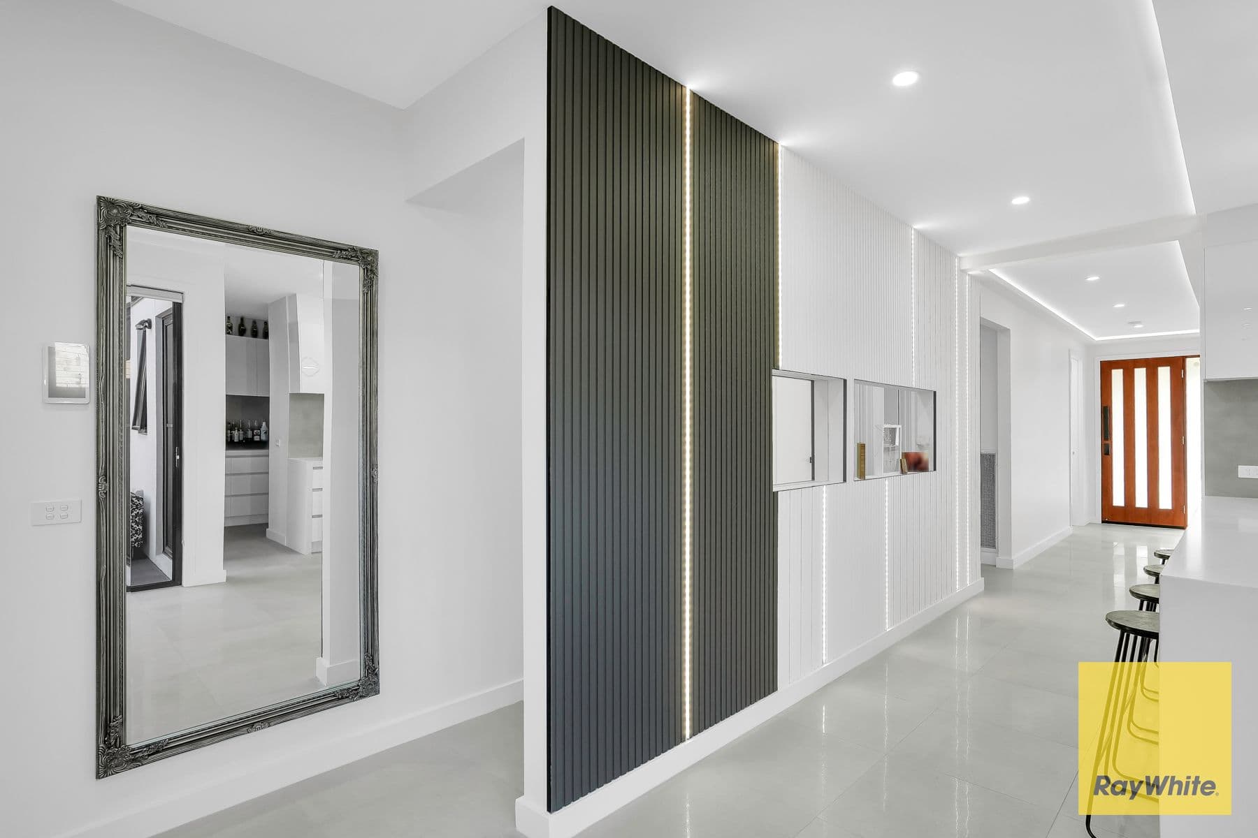 21 Sandy Point Road, GLENMAGGIE, Glenmaggie - Thumbnail 3