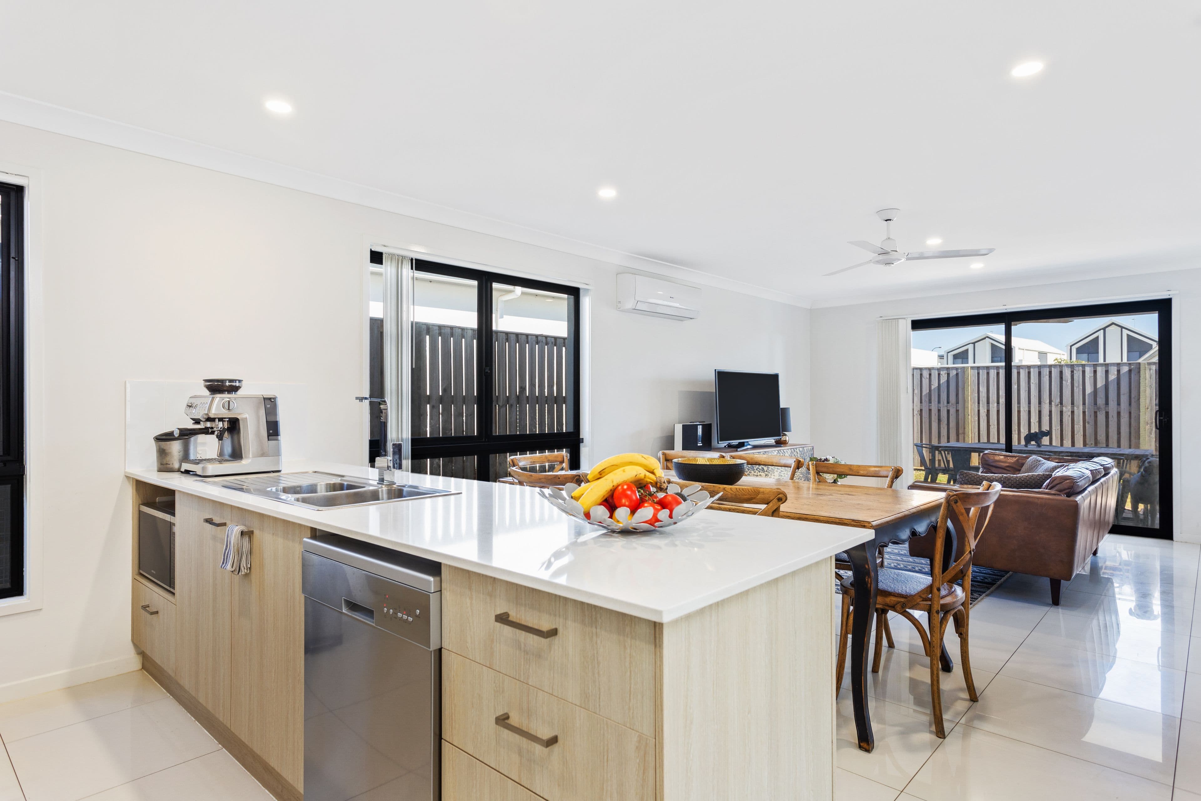 53 Hill Drive, Pimpama QLD 4209, Pimpama - Thumbnail 2