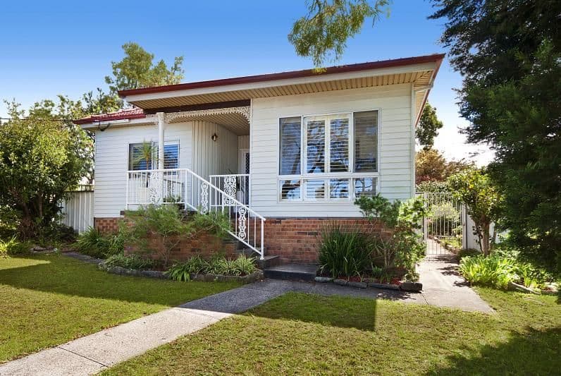30 Park Avenue, HELENSBURGH NSW 2508, Helensburgh - Image 1