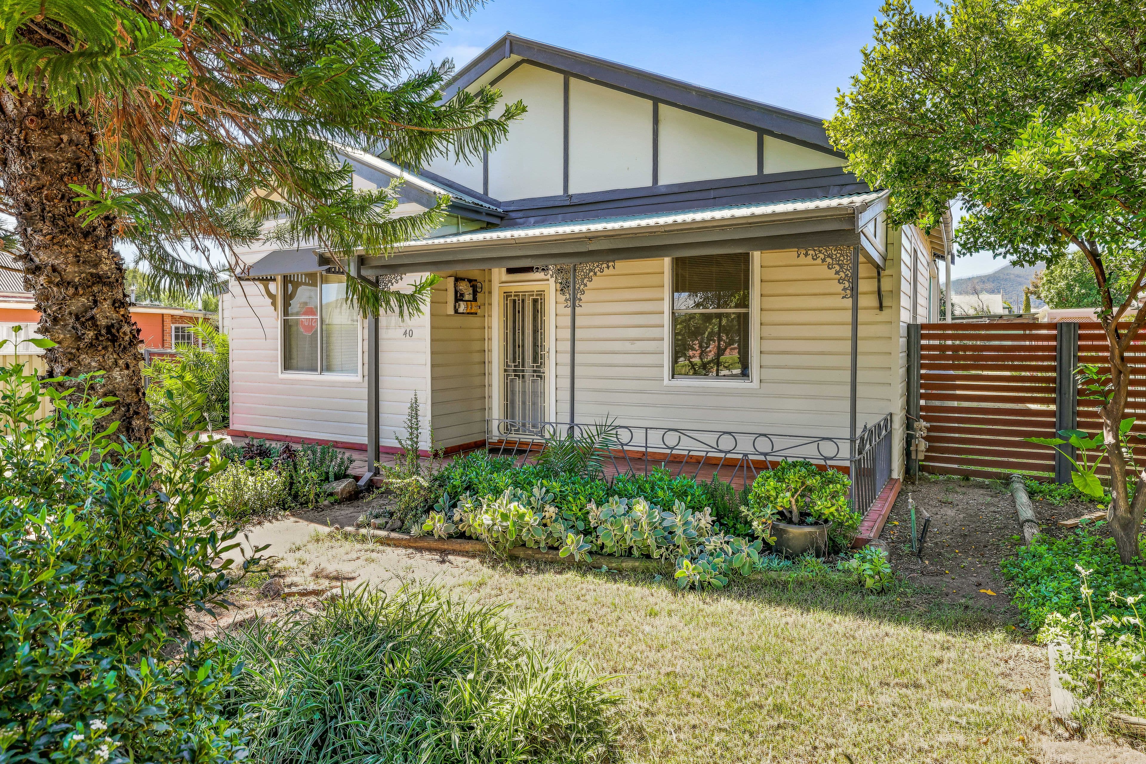 40 Hercules Street, Tamworth NSW 2340, Tamworth - Thumbnail 2