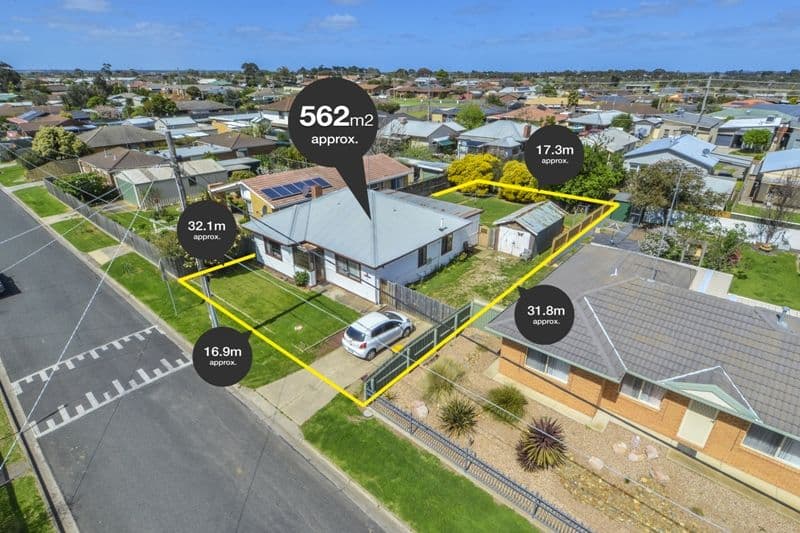 6 St James Street, ST ALBANS PARK VIC 3219, St Albans Park - Image 1