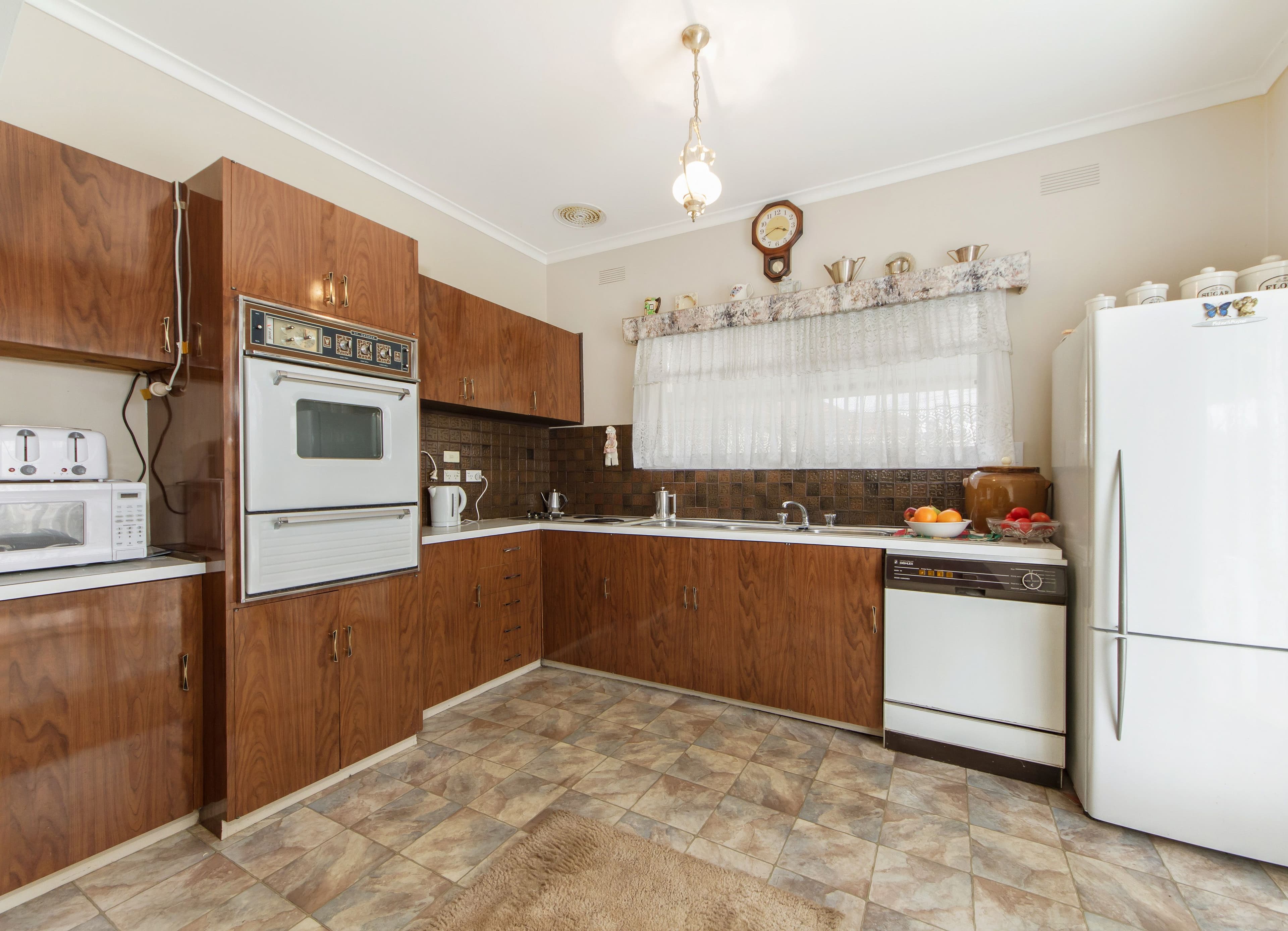 8 Walter Street, St Albans VIC 3021, St Albans - Thumbnail 4