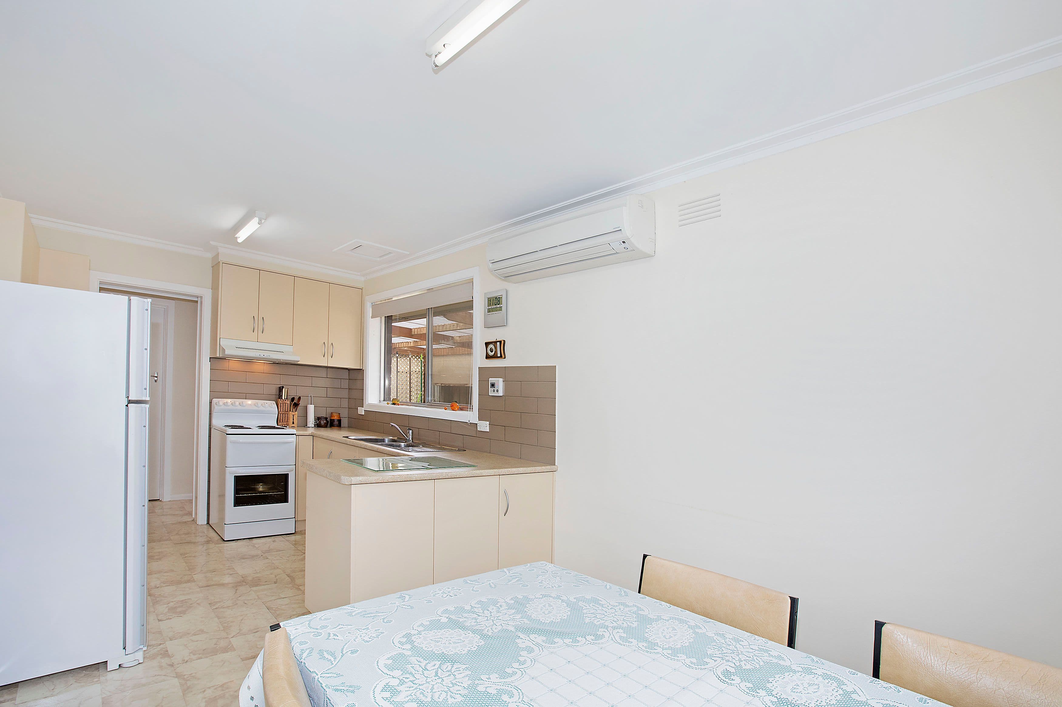 9 Northam Avenue, Highton VIC 3216, Highton - Thumbnail 5
