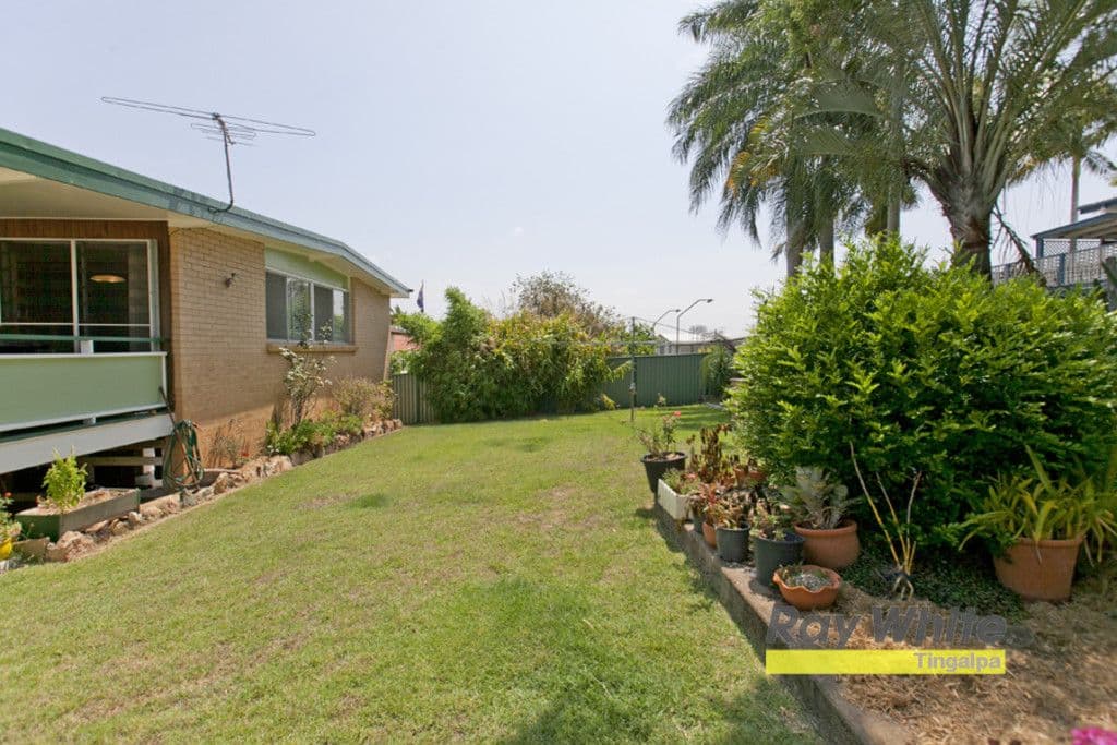41 Leadale Street, WYNNUM WEST QLD 4178, Wynnum West - Thumbnail 4