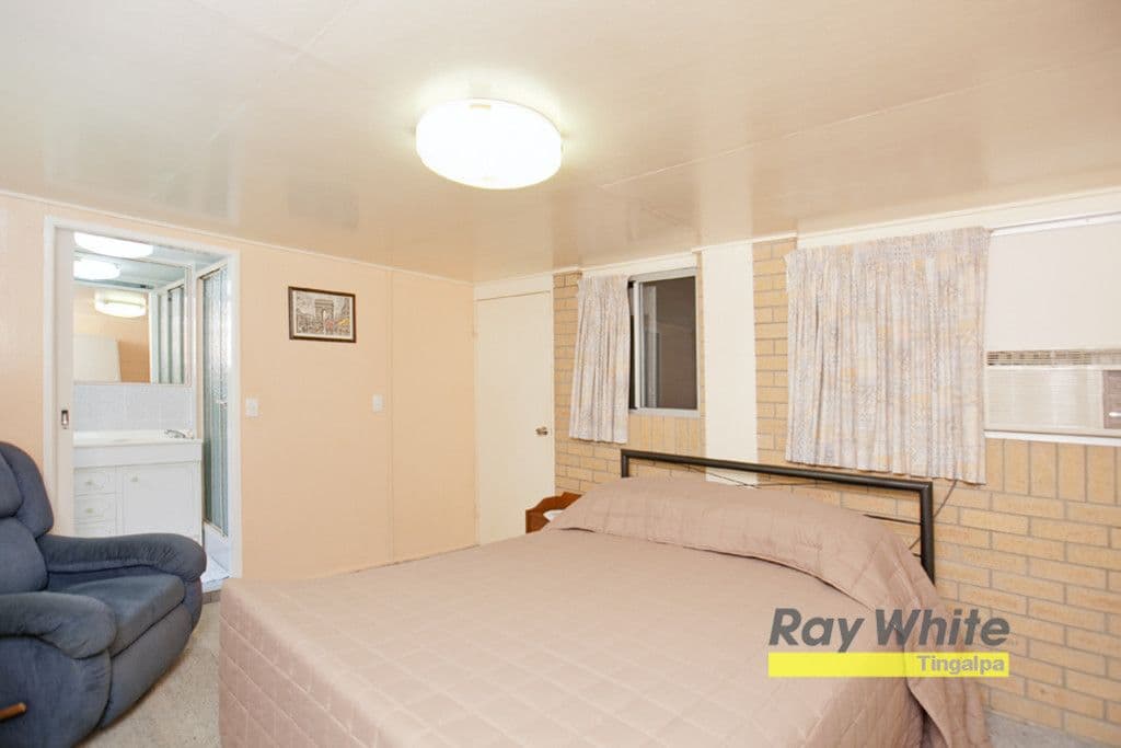 41 Leadale Street, WYNNUM WEST QLD 4178, Wynnum West - Thumbnail 7