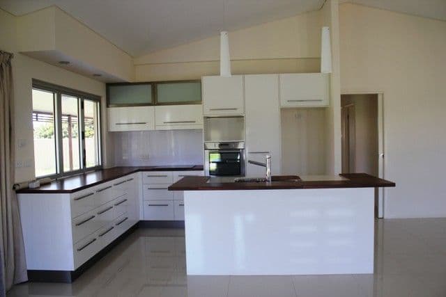 07 Rosella Street, FORREST BEACH QLD 4850, Forrest Beach - Thumbnail 2
