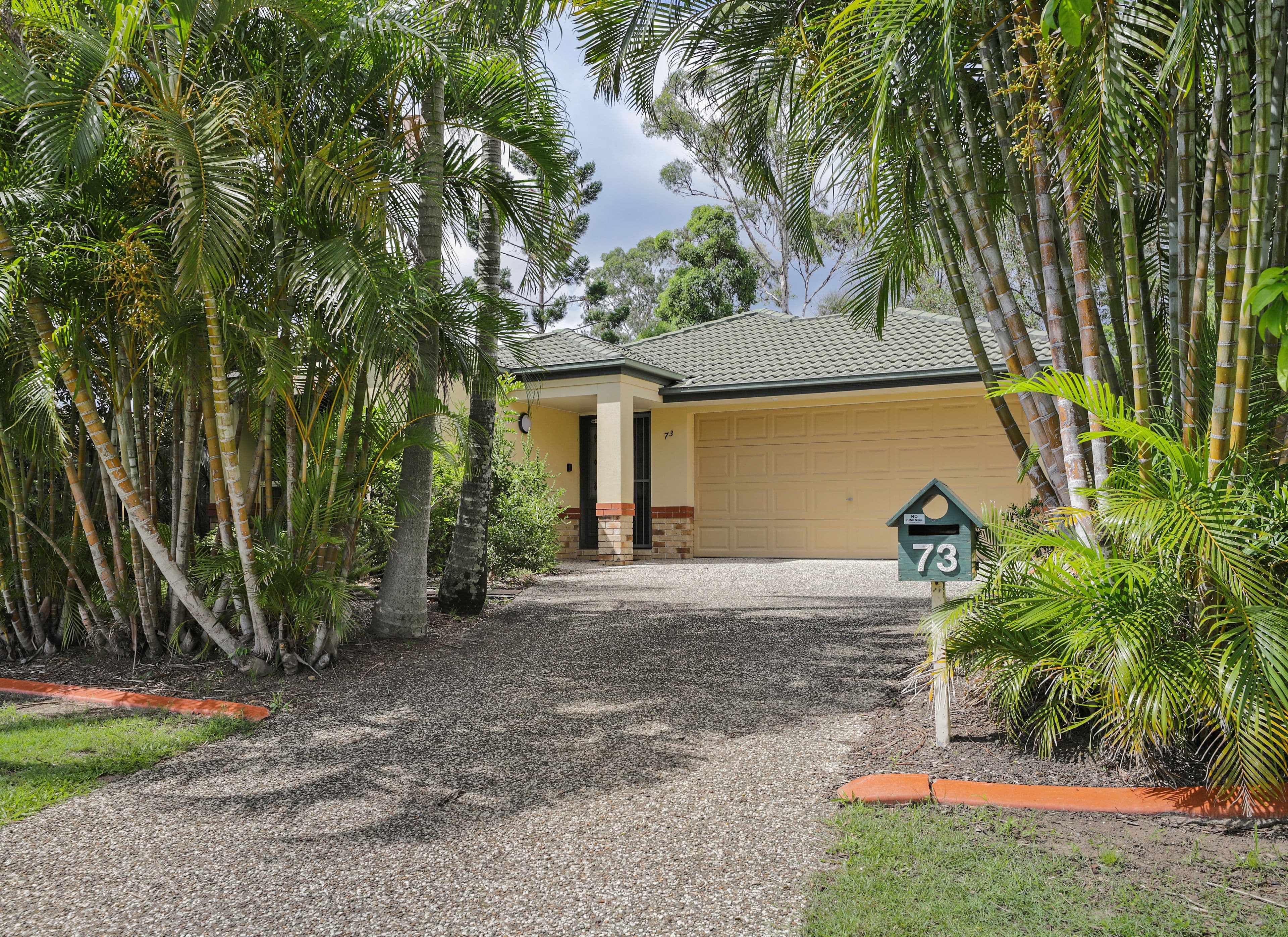73 Ellis Drive, Mudgeeraba QLD 4213, Mudgeeraba - Thumbnail 2