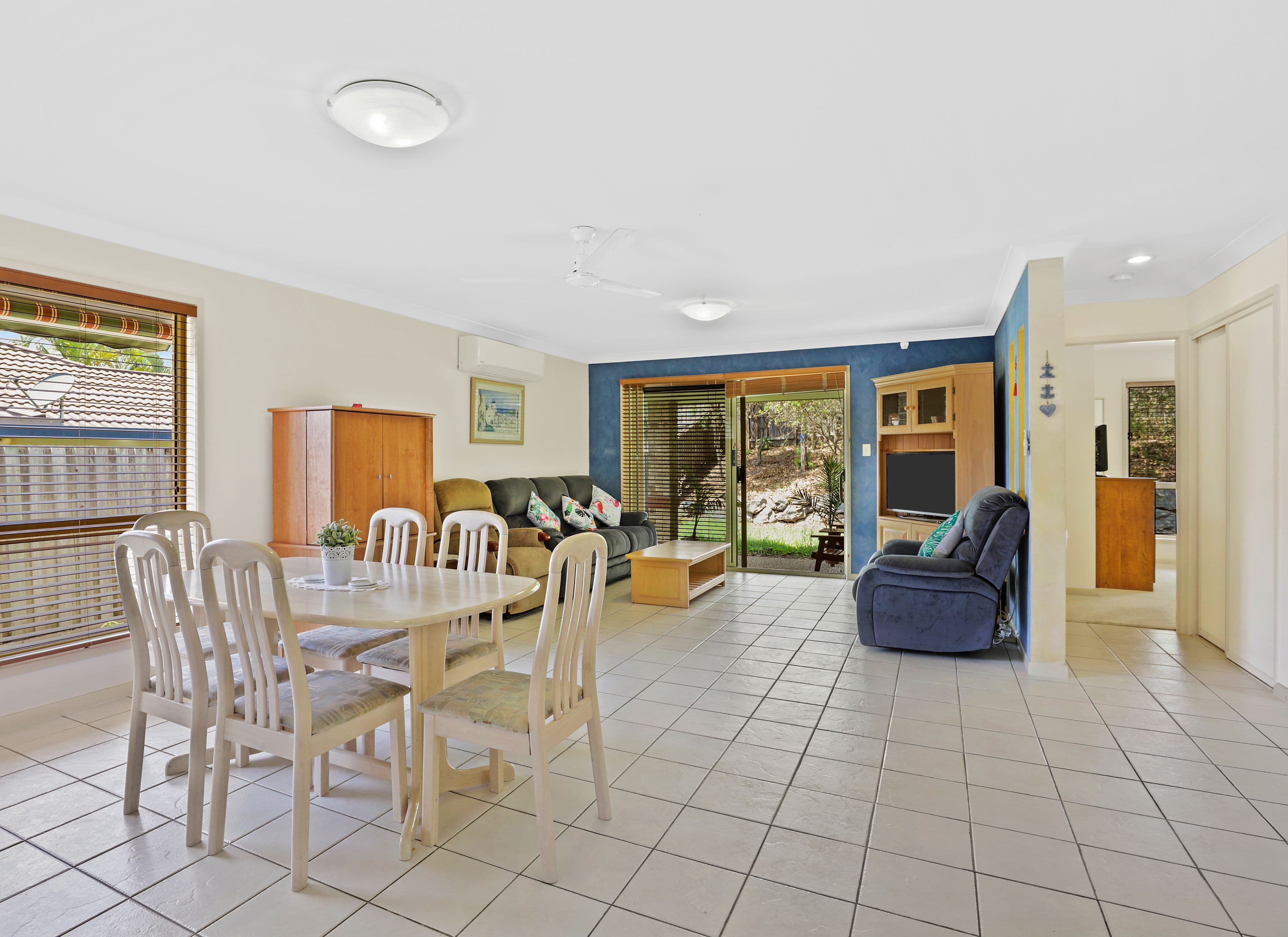 73 Ellis Drive, Mudgeeraba QLD 4213, Mudgeeraba - Thumbnail 7