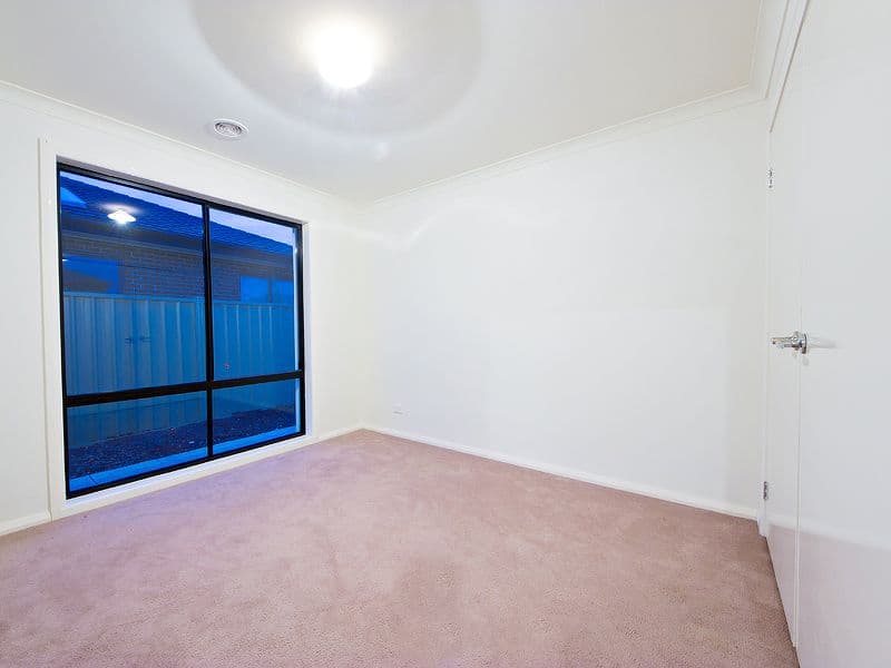 14 Munro Drive, WYNDHAM VALE VIC 3024, Wyndham Vale - Thumbnail 5