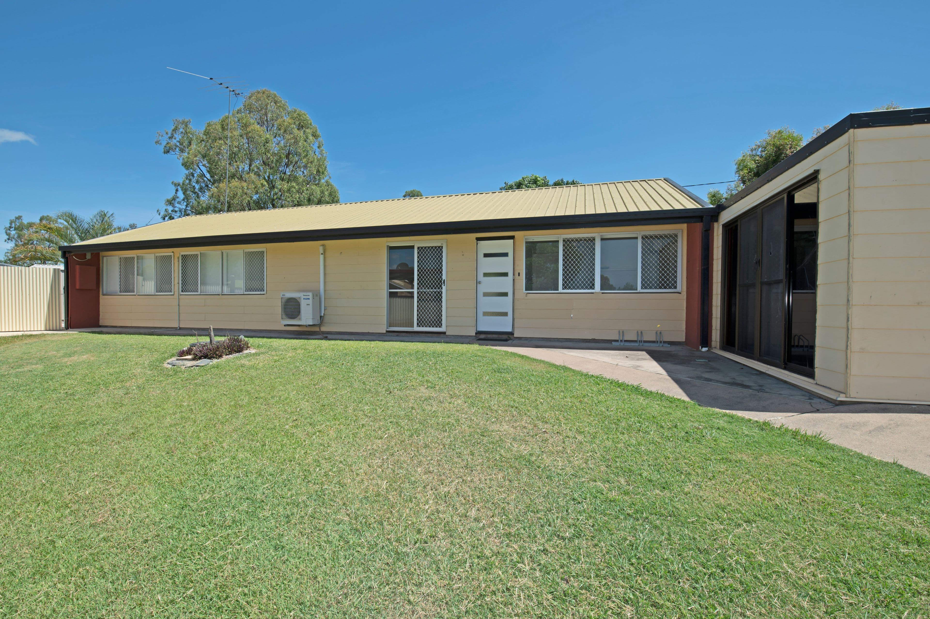14 Archer Street, Biloela QLD 4715, Biloela - Thumbnail 2