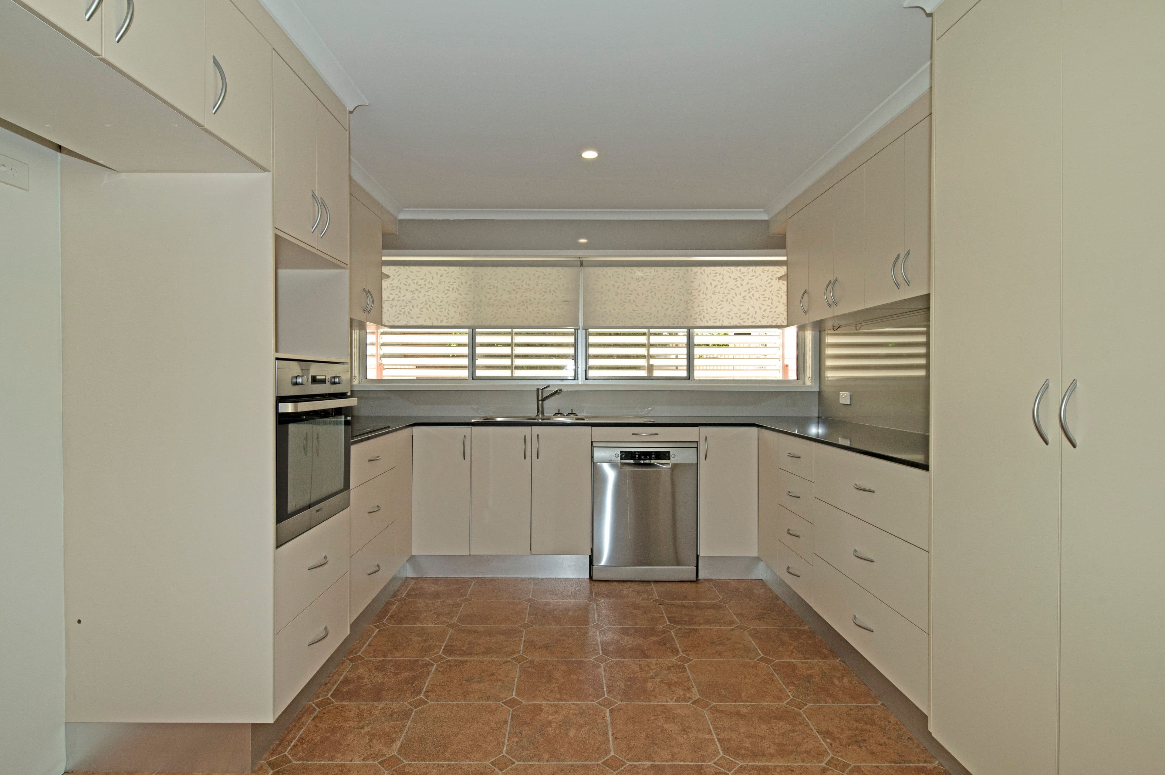 14 Archer Street, Biloela QLD 4715, Biloela - Thumbnail 6