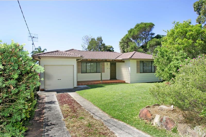 13 Sabrina Avenue, BATEAU BAY NSW 2261, Bateau Bay - Image 1