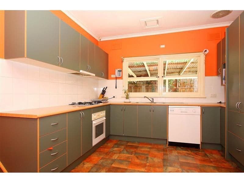 332 Grimshaw Street, WATSONIA NORTH VIC 3087, Watsonia North - Thumbnail 2