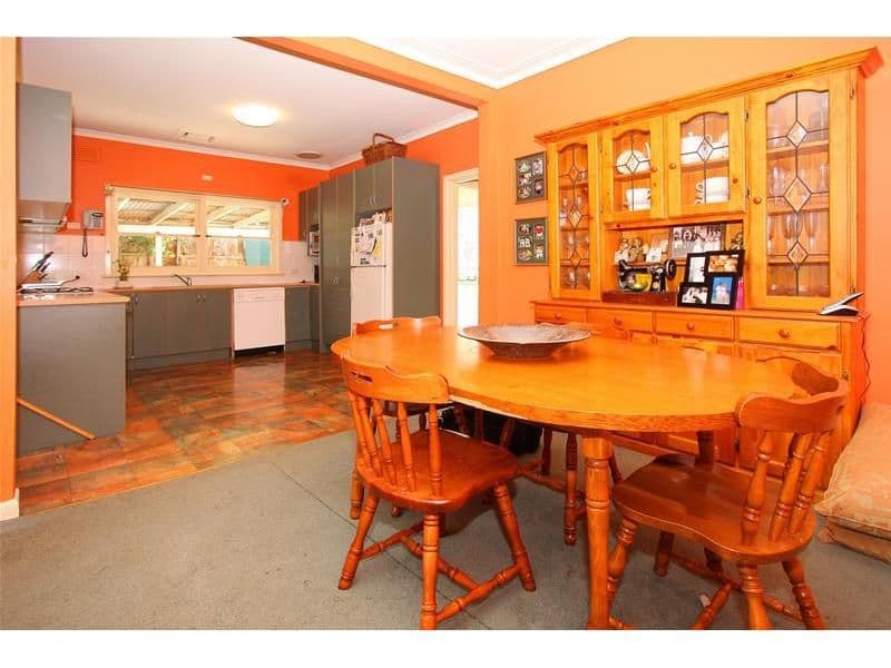 332 Grimshaw Street, WATSONIA NORTH VIC 3087, Watsonia North - Thumbnail 5