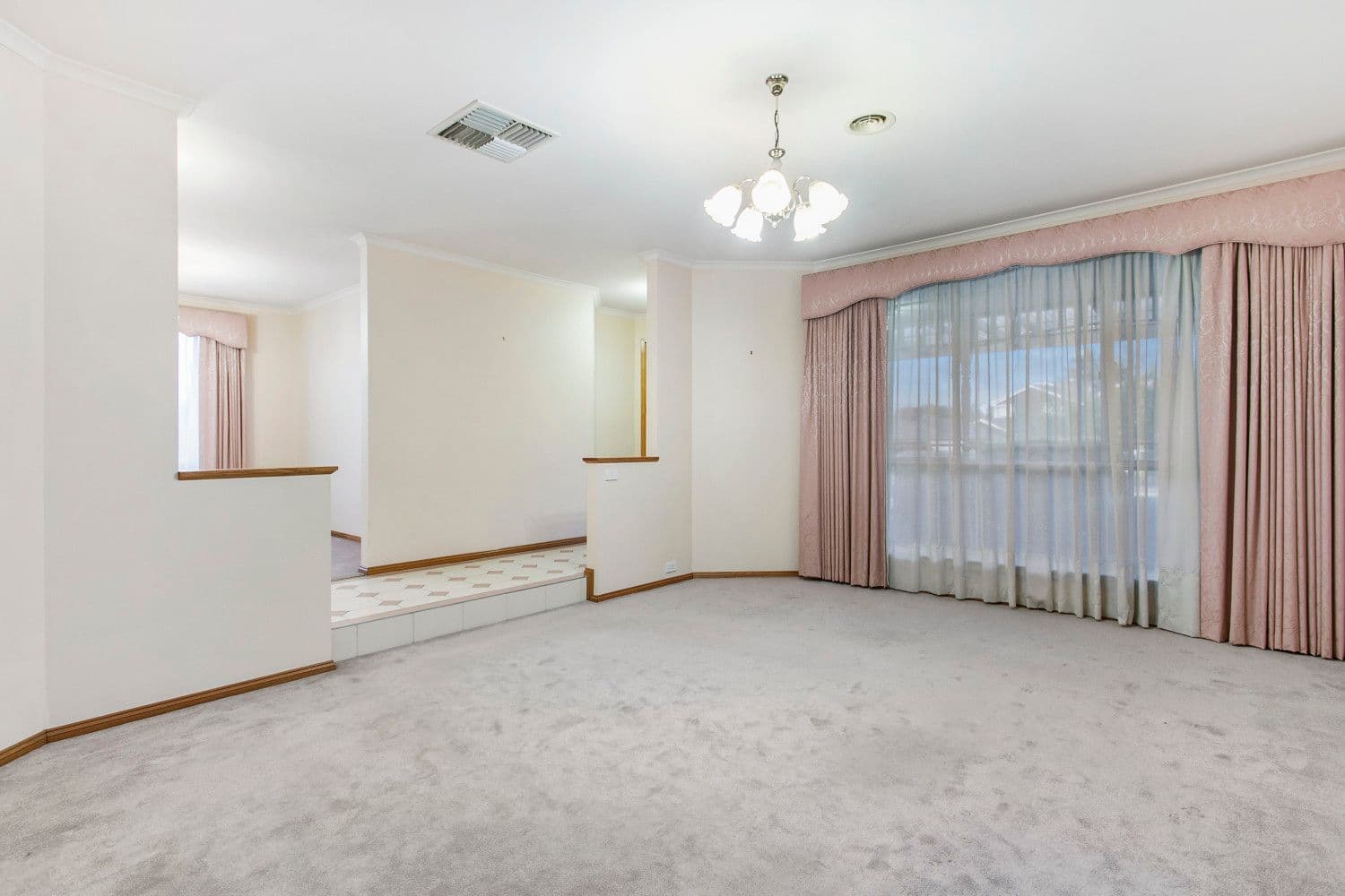91 Telford Drive, Berwick VIC 3806, Berwick - Thumbnail 2