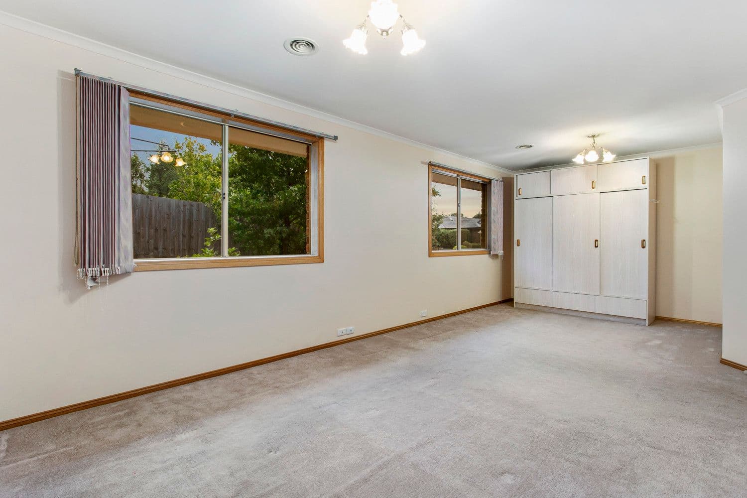 91 Telford Drive, Berwick VIC 3806, Berwick - Thumbnail 4