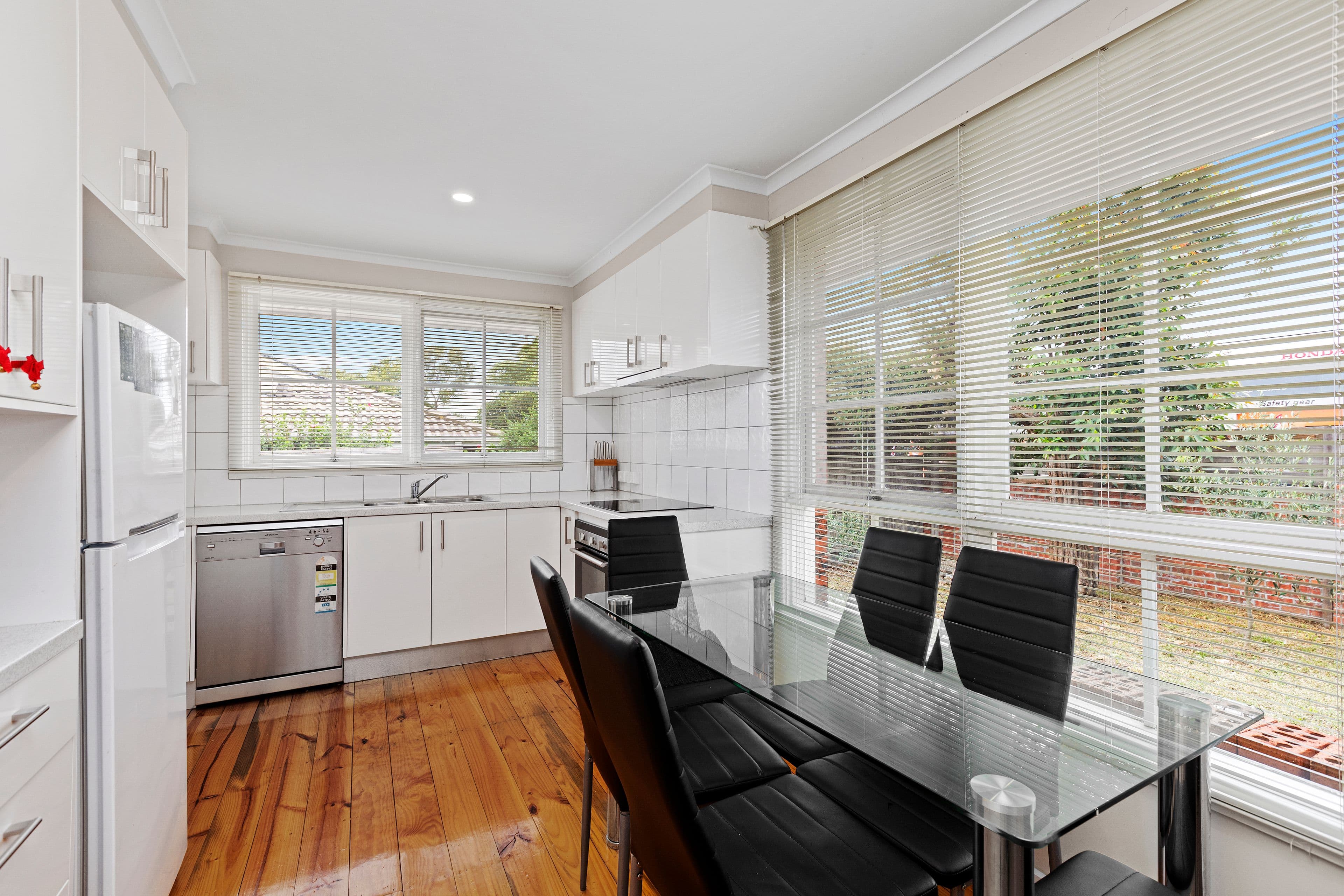 374 Warrigal Road, Cheltenham VIC 3192, Cheltenham - Thumbnail 3