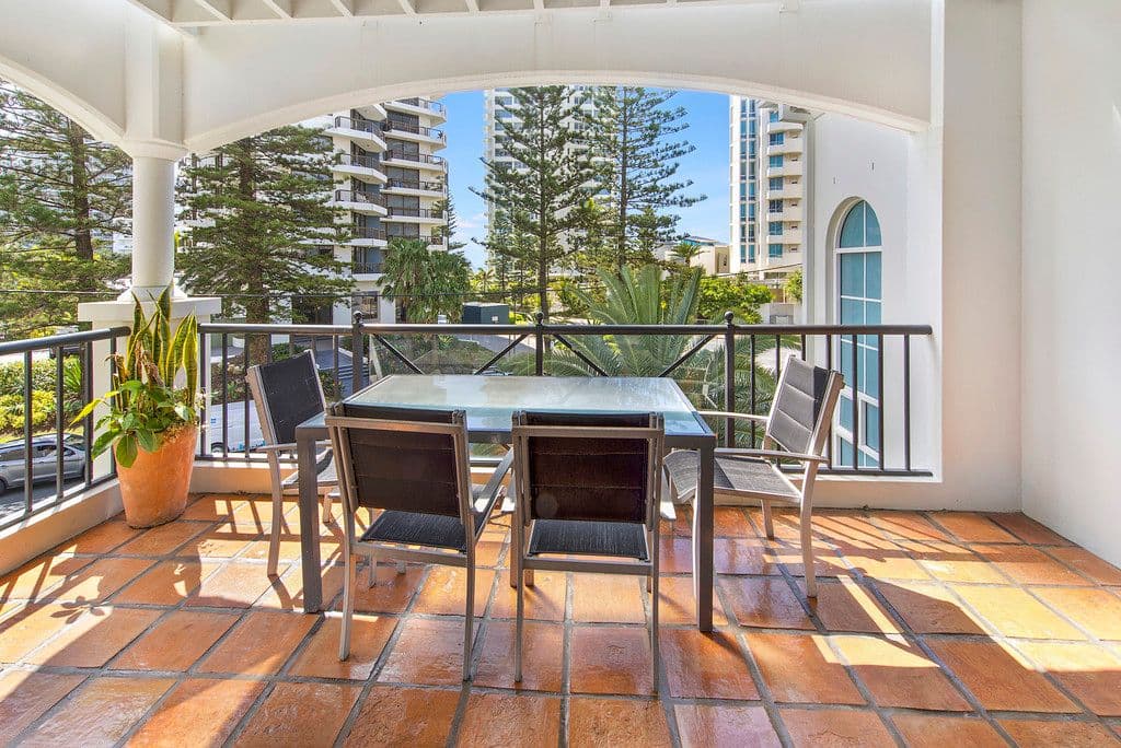 4-6 Northcliffe Terrace, Surfers Paradise QLD 4217, Surfers Paradise - Thumbnail 3