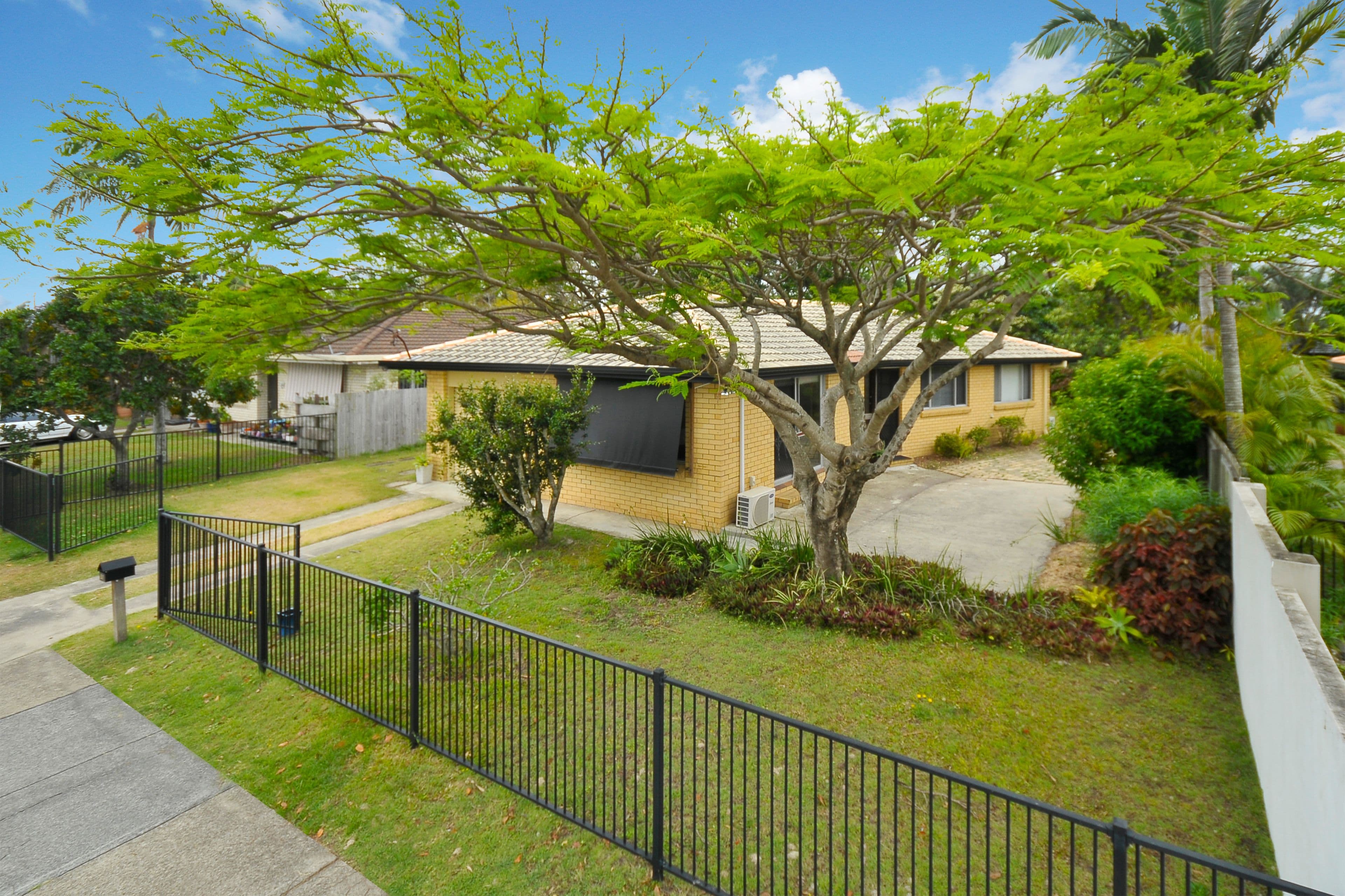 57 Alec Avenue, Mermaid Waters QLD 4218, Mermaid Waters - Image 1