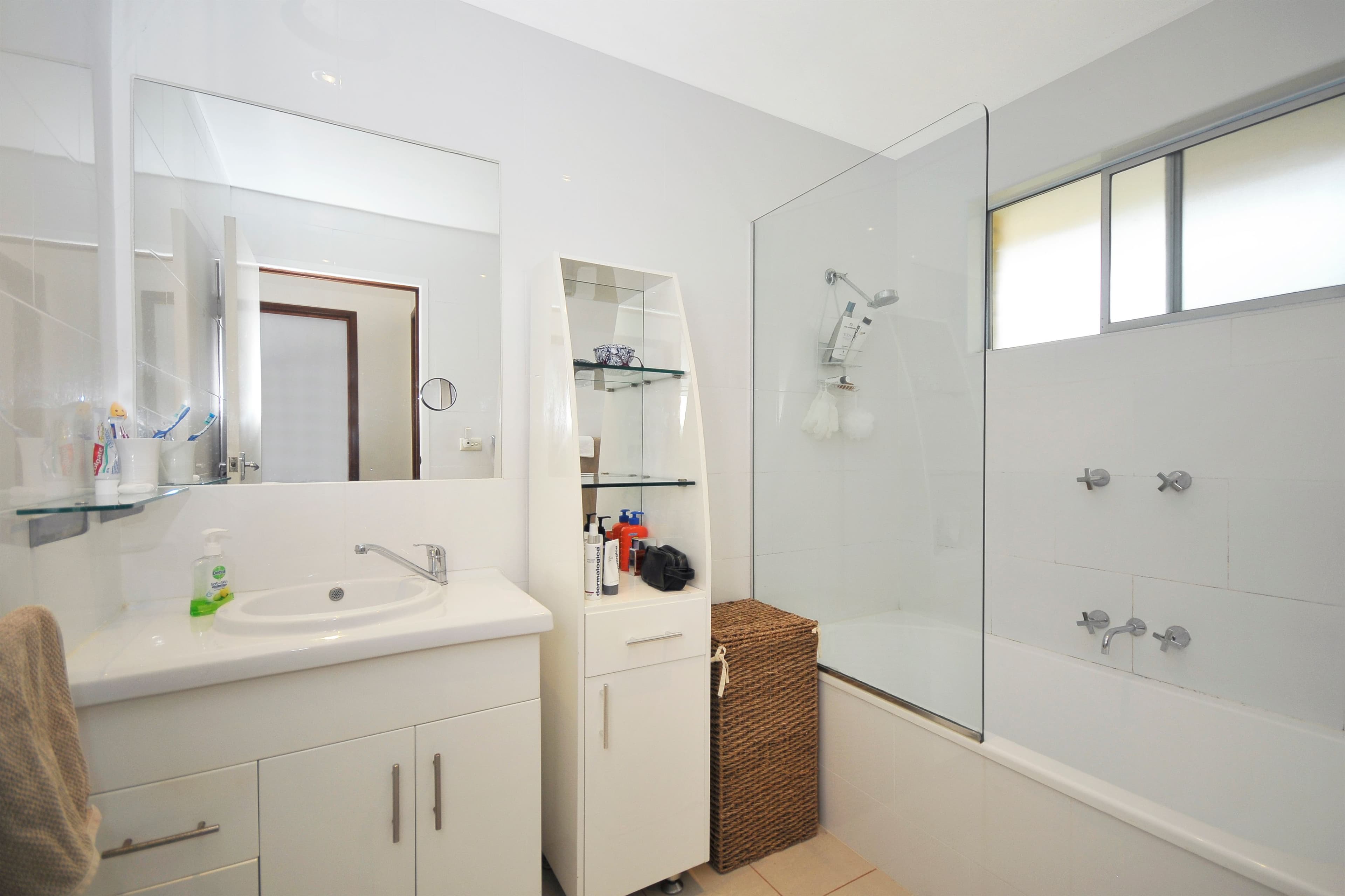 57 Alec Avenue, Mermaid Waters QLD 4218, Mermaid Waters - Thumbnail 8