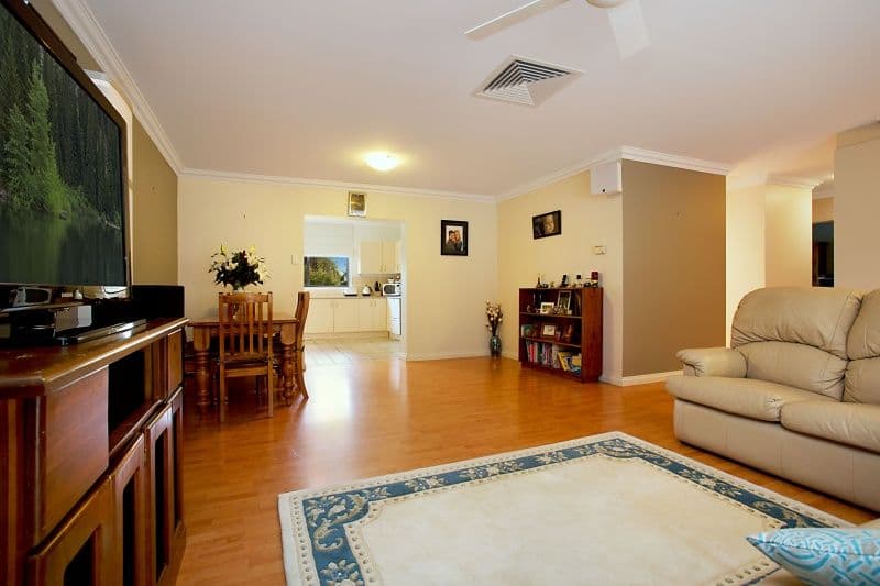 10 Oleander Drive, BANKSIA PARK SA 5091, Banksia Park - Thumbnail 2