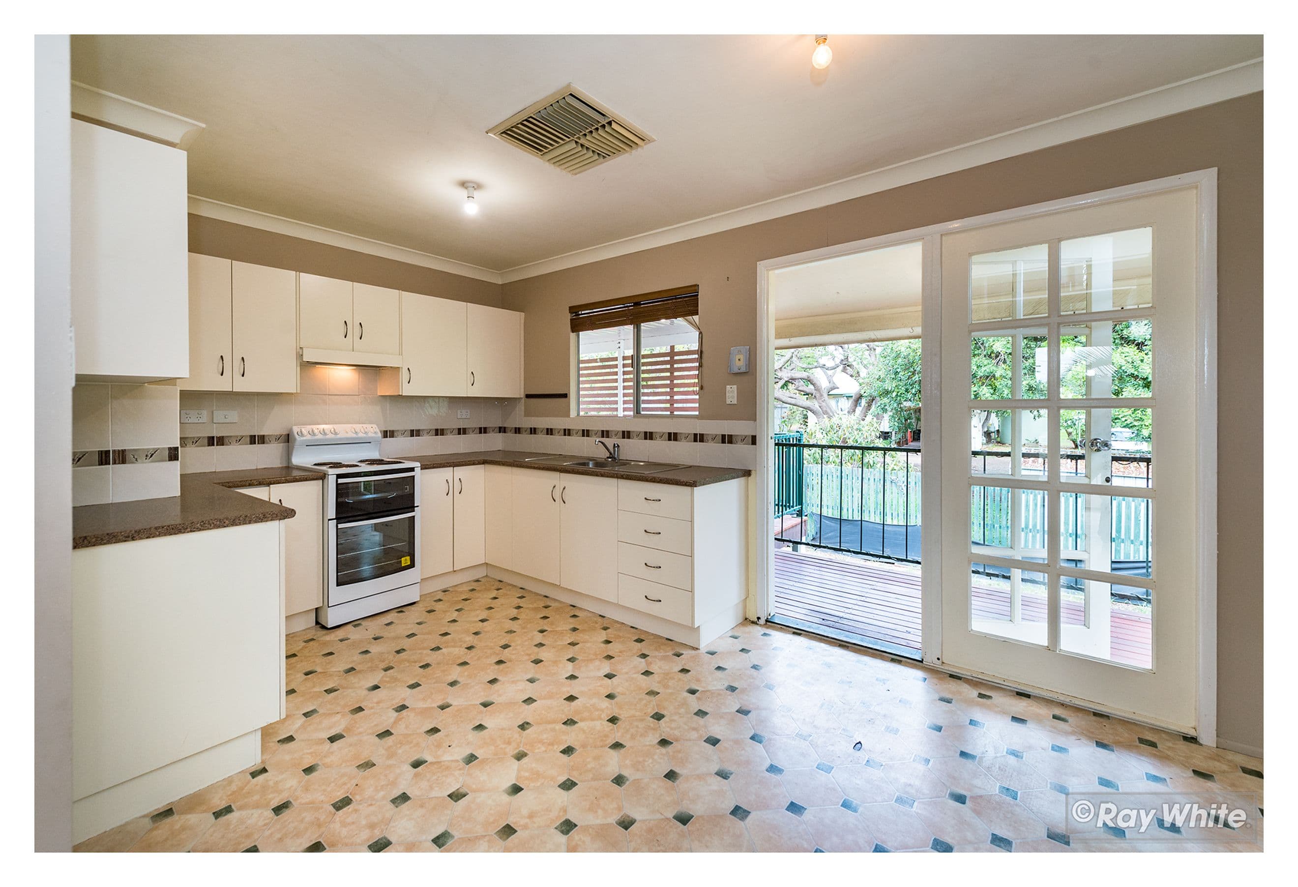 11 Sydney King Close, Gracemere QLD 4702, Gracemere - Thumbnail 5