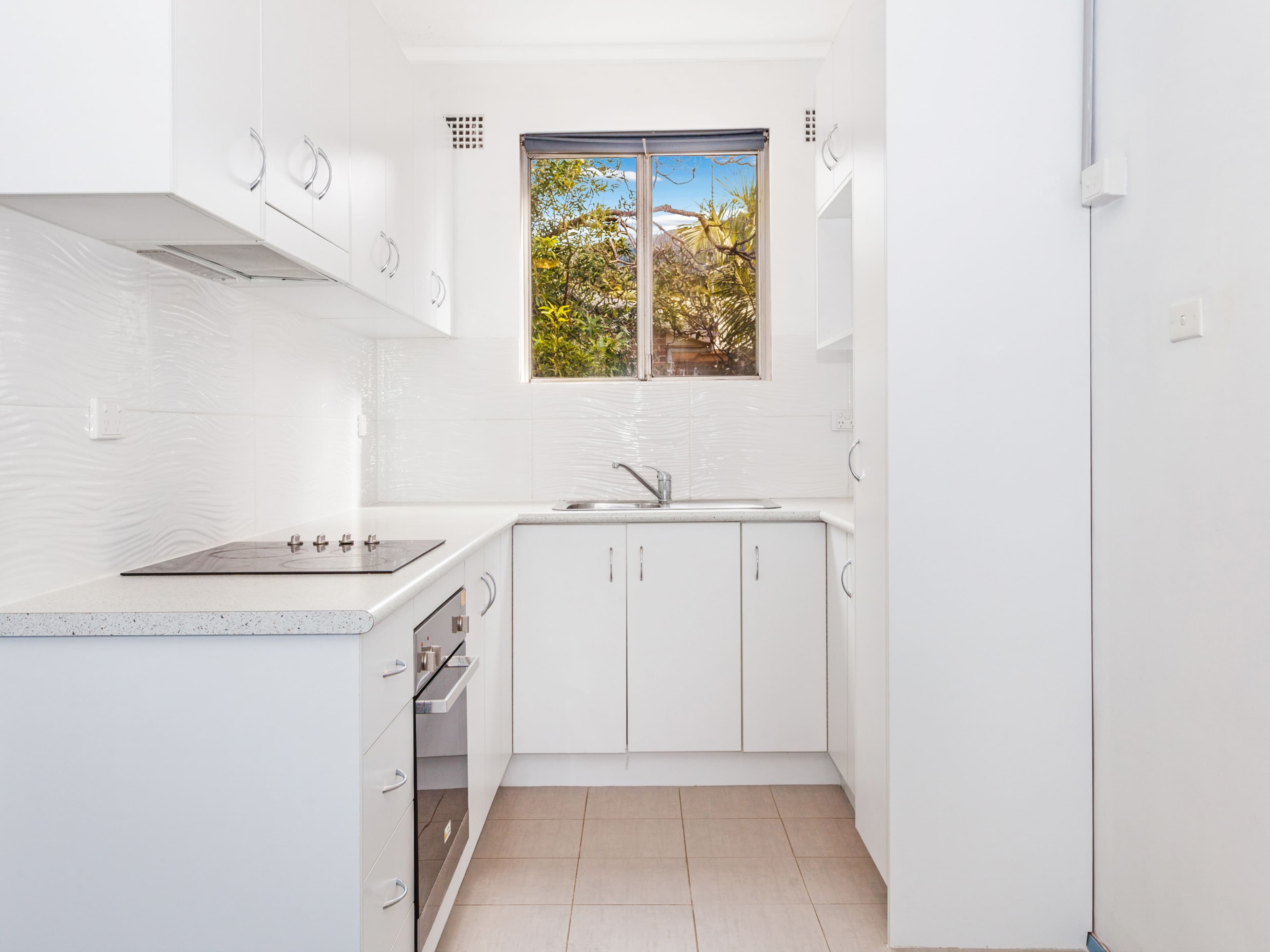 23 Oceana Parade, Austinmer NSW 2515, Austinmer - Thumbnail 2