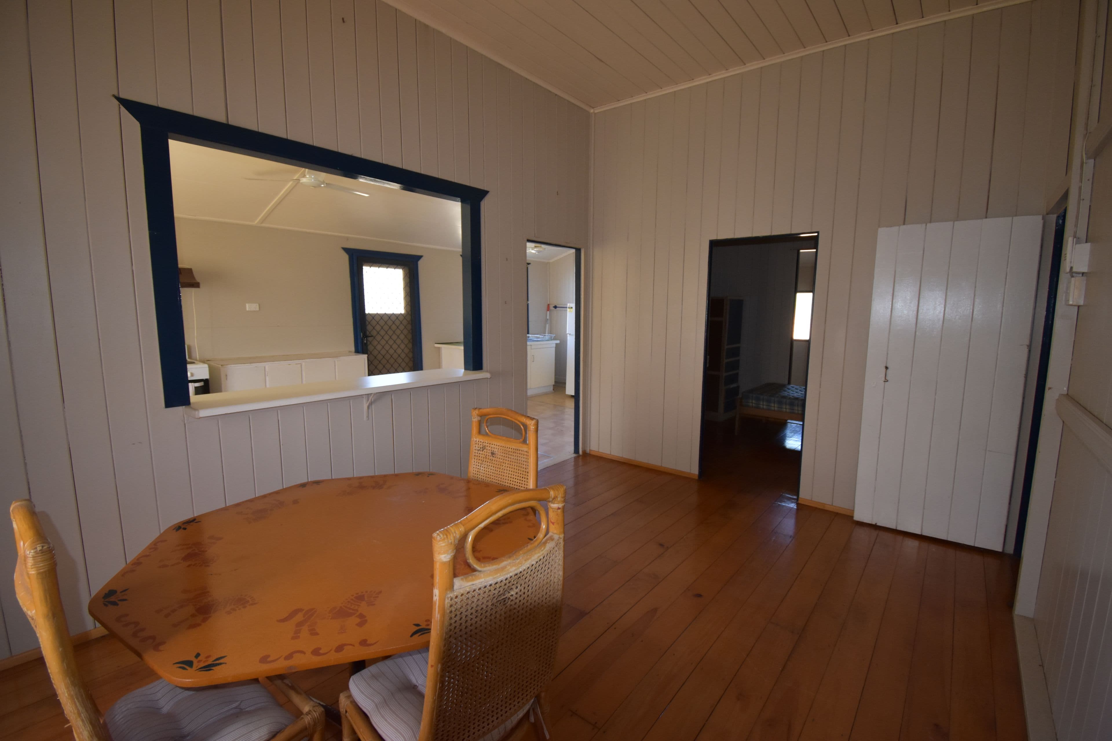 43 Elm Street, Barcaldine QLD 4725, Barcaldine - Thumbnail 4