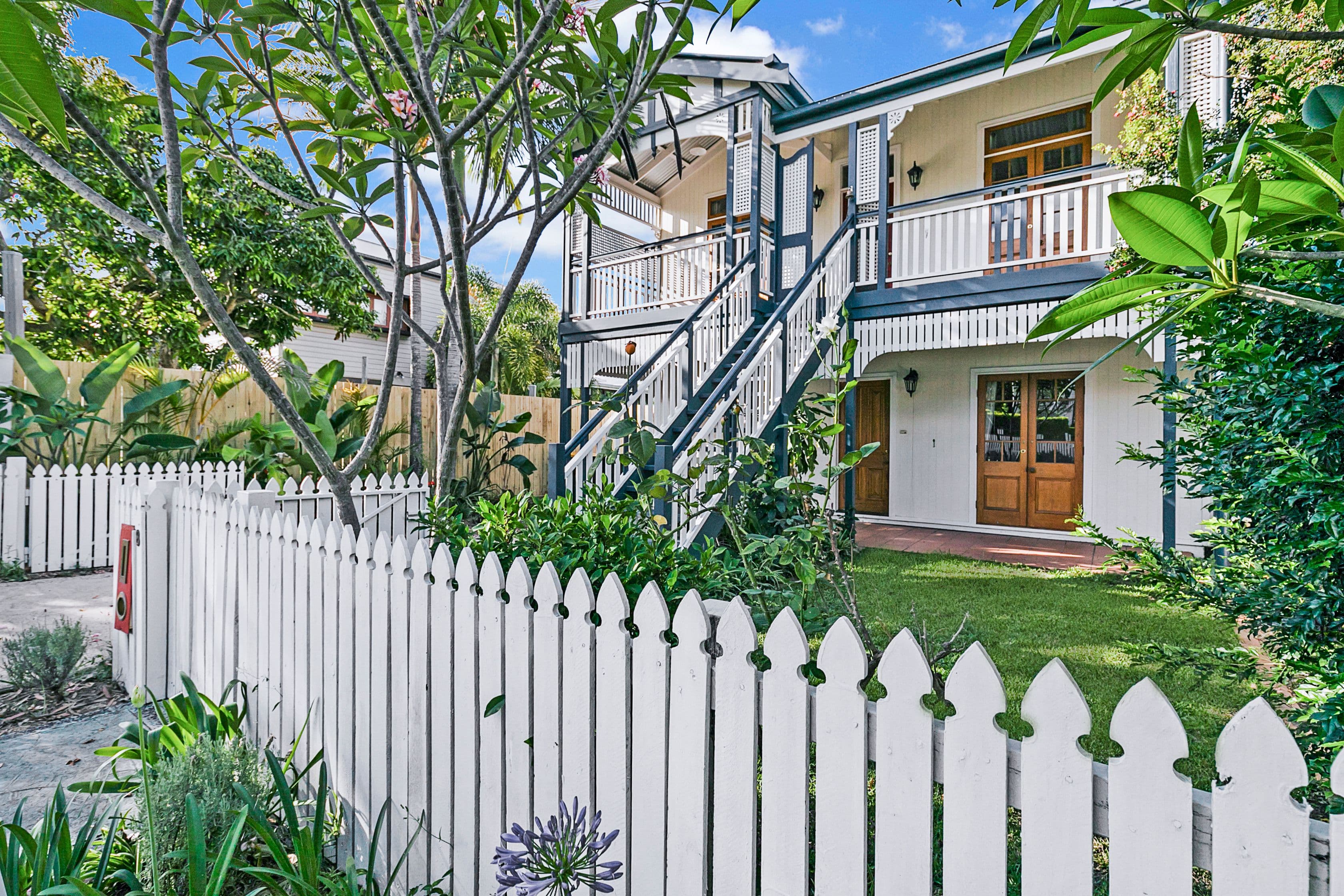 8 Henderson Street, Bulimba QLD 4171, Bulimba - Image 1