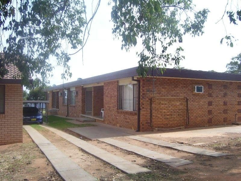  -10 1 Phoenix Street, PARKES NSW 2870, Parkes - Image 1