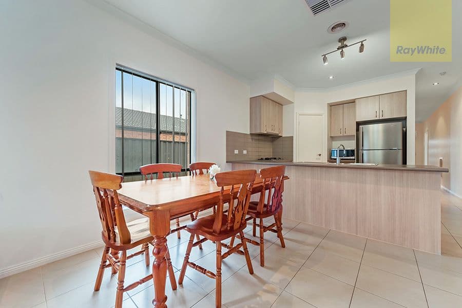 5 Bottlebrush Road, Craigieburn VIC 3064, Craigieburn - Thumbnail 4