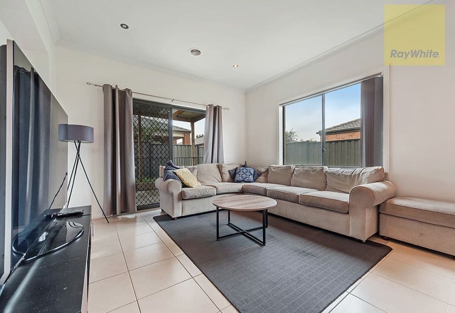 5 Bottlebrush Road, Craigieburn VIC 3064, Craigieburn - Thumbnail 6