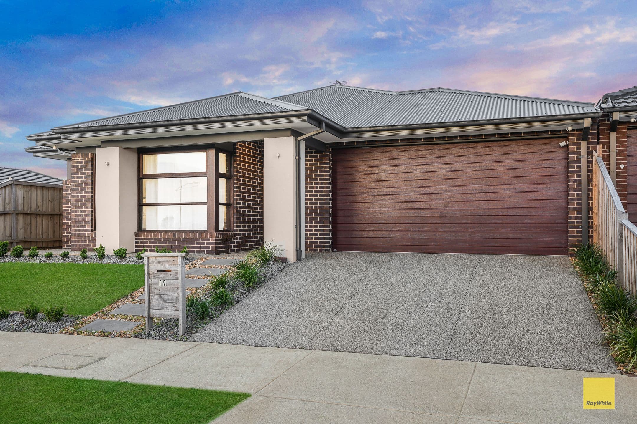19 Panaia Boulevard, Truganina VIC 3029, Truganina - Thumbnail 2