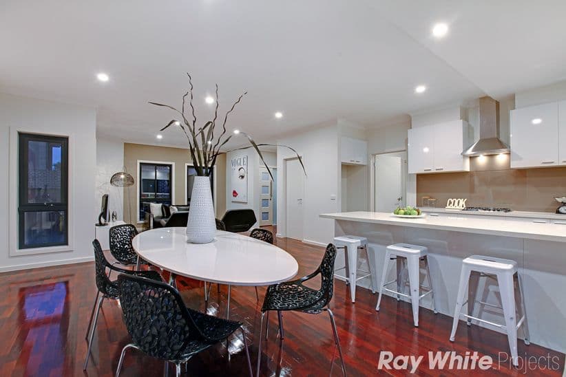 161 Wilson Boulevard, Reservoir VIC 3073, Reservoir - Thumbnail 2