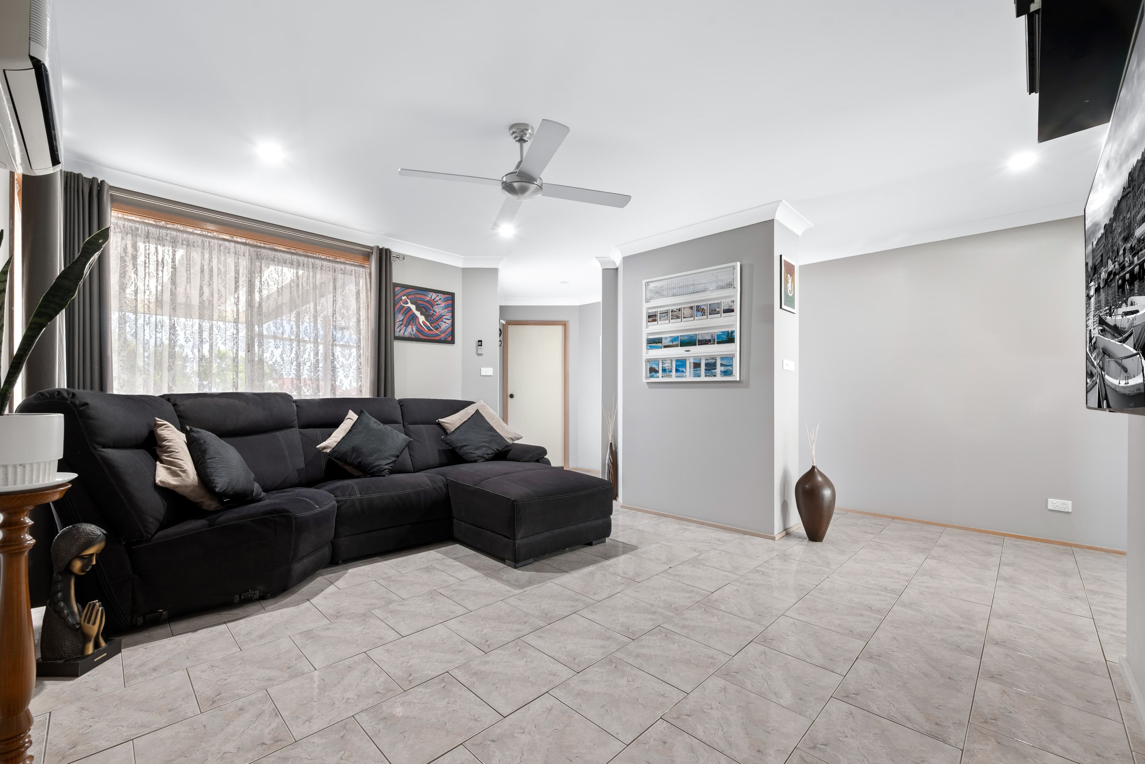 57 Carbasse Crescent, St Helens Park NSW 2560, St Helens Park - Thumbnail 2