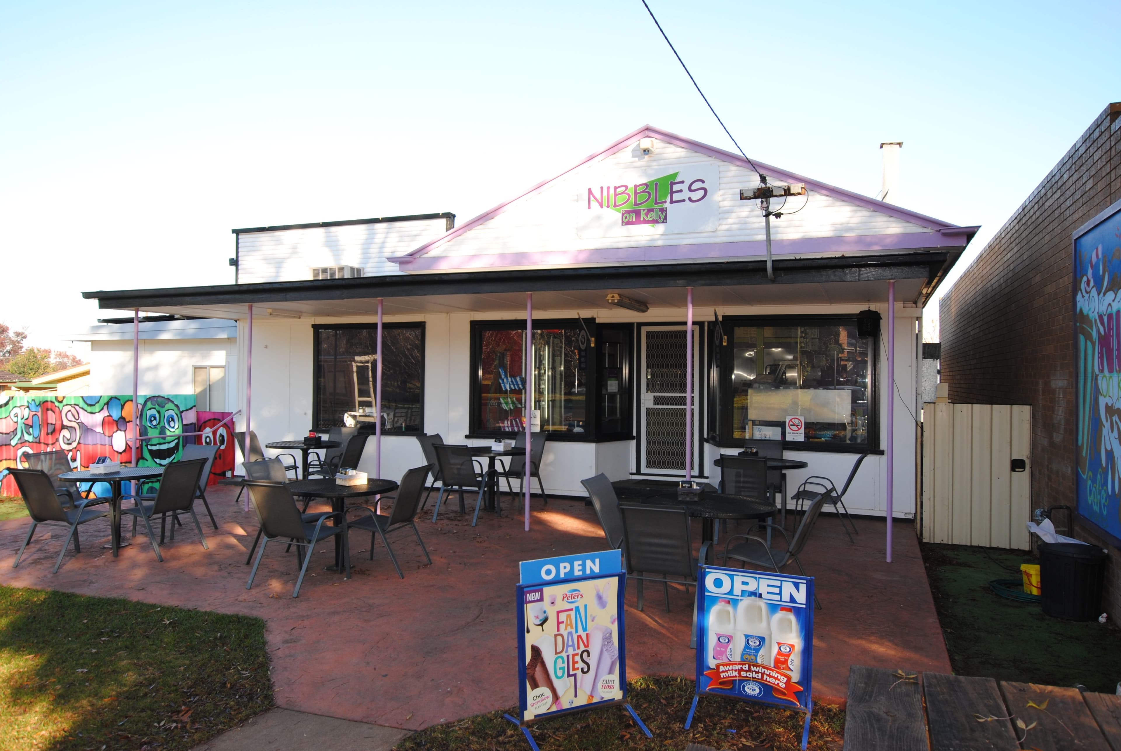4 Kelly Avenue, Griffith - Image 1