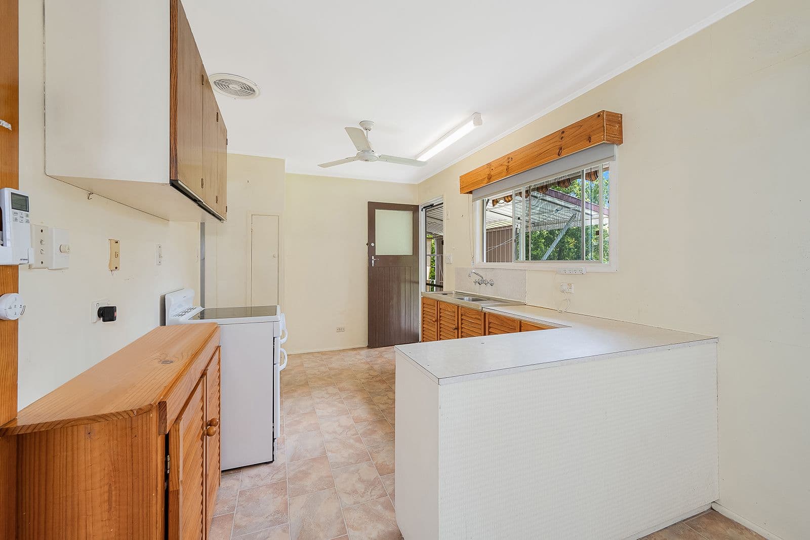 10 Shordley Street, Chermside West QLD 4032, Chermside West - Thumbnail 7
