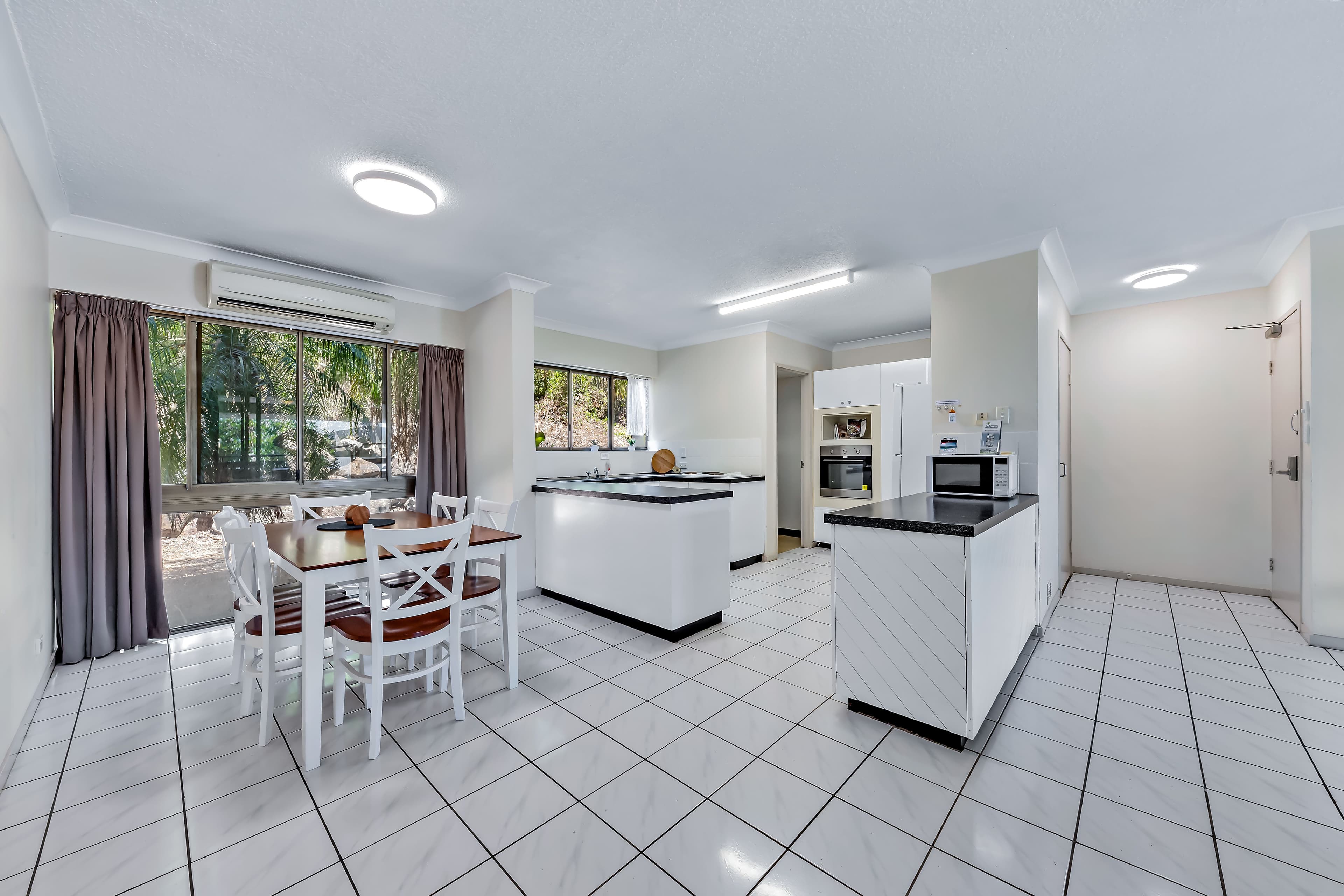 2 Eshelby Drive, Cannonvale QLD 4802, Cannonvale - Thumbnail 5