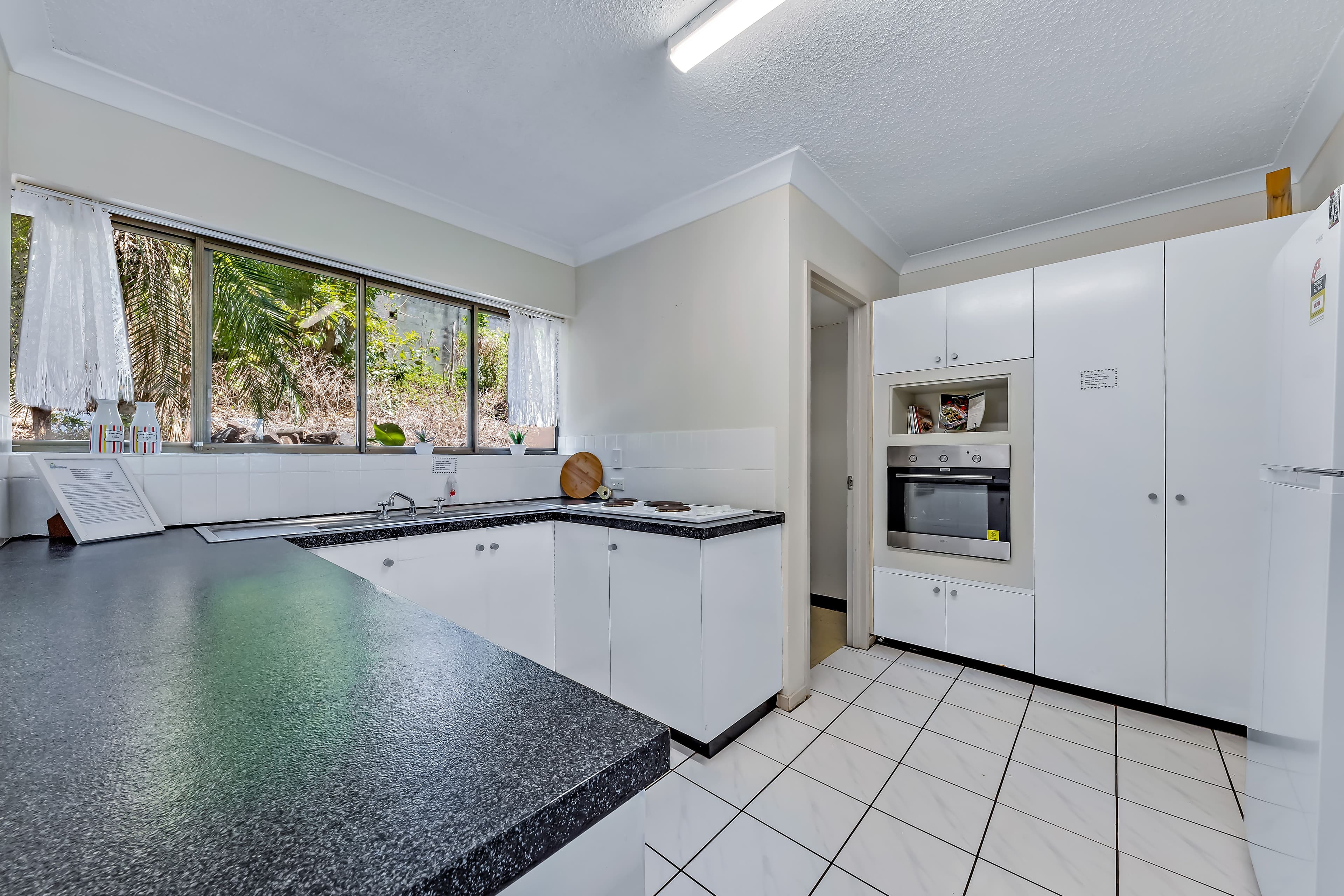 2 Eshelby Drive, Cannonvale QLD 4802, Cannonvale - Thumbnail 6