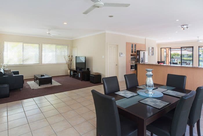 15 Lee-Anne Crescent, HELENSVALE QLD 4212, Helensvale - Thumbnail 7