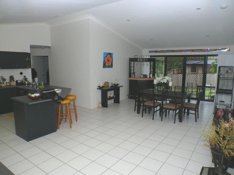 13 Freestone Drive, UPPER COOMERA QLD 4209, Upper Coomera - Thumbnail 3