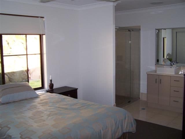 37 Flounder Crescent, GLADSTONE QLD 4680, Gladstone - Thumbnail 6