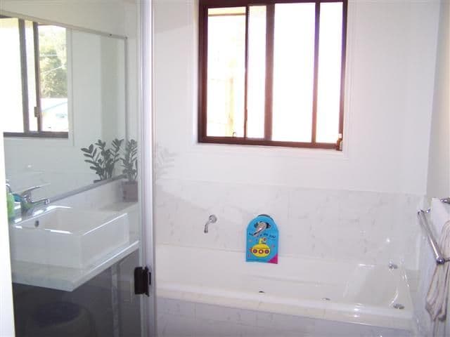 37 Flounder Crescent, GLADSTONE QLD 4680, Gladstone - Thumbnail 7