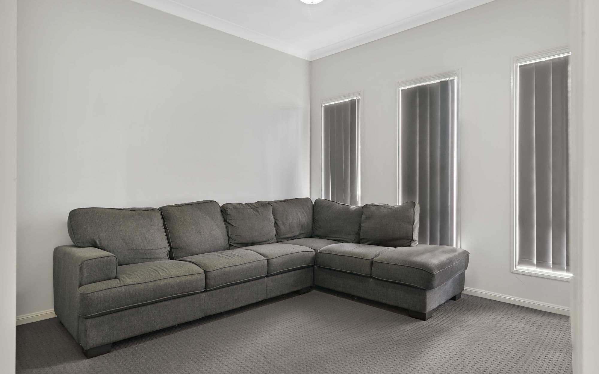 26 Plymouth Boulevard, Spring Farm NSW 2570, Spring Farm - Thumbnail 8